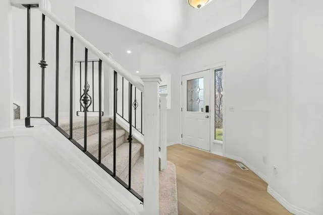 109 Mt Douglas Green, Calgary 3