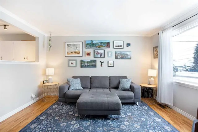 2004 52 St, Calgary 5