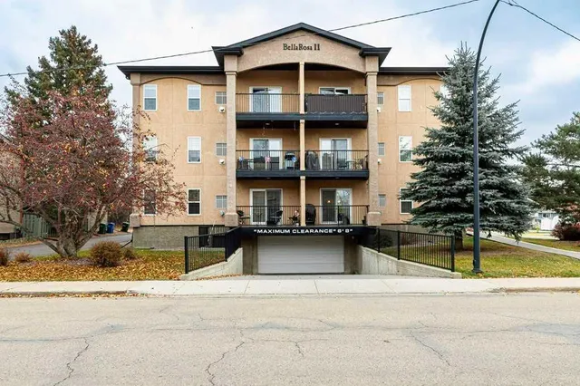 3515 49 Ave #102, Red Deer 2