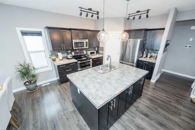 12918 106A St, Grande Prairie 5