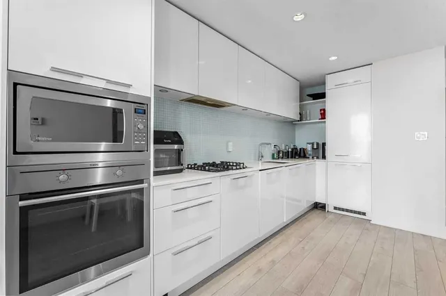 901 10 Ave #3107, Calgary 4