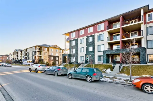 81 Legacy Blvd #1214, Calgary 3