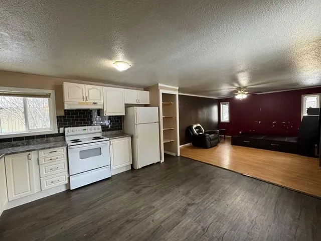5208 3rd Ave, Boyle 4