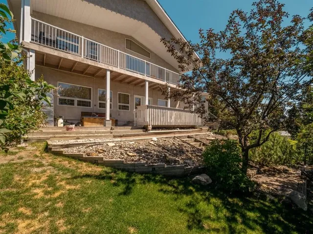 8106 25 Ave, Coleman 3