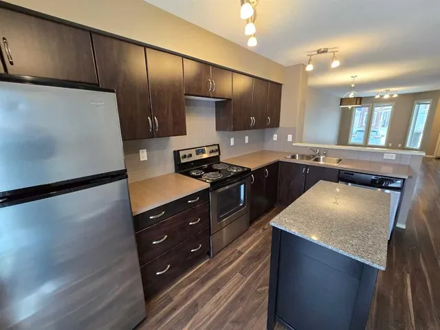 30 Carleton Ave #1303, Red Deer 3