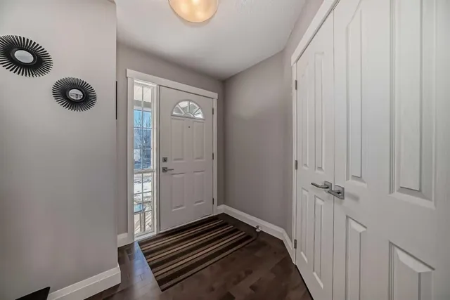 279 Springborough Way, Calgary 5
