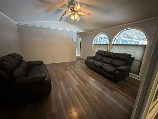 37 Banff Ave, Rainbow Lake 4