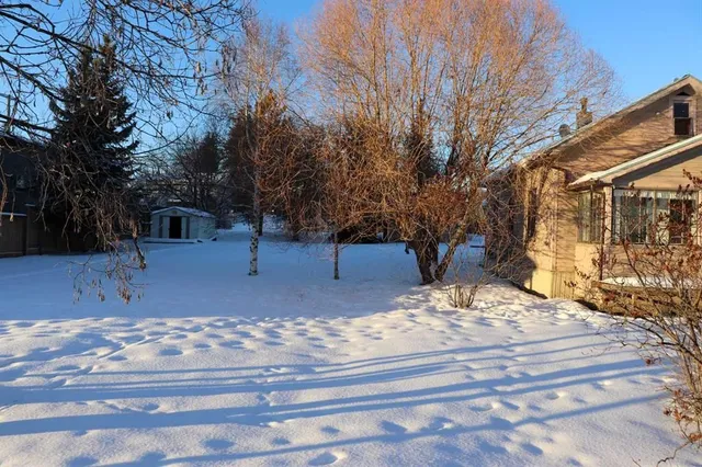 4702 4 Avenue, Edson 4