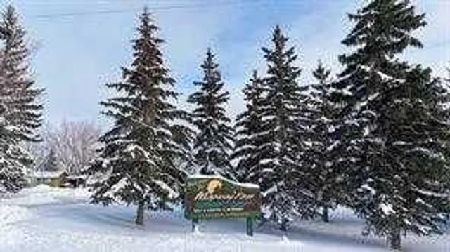 25054 South Pine Lake Rd #4021, Rural Red Deer County 5