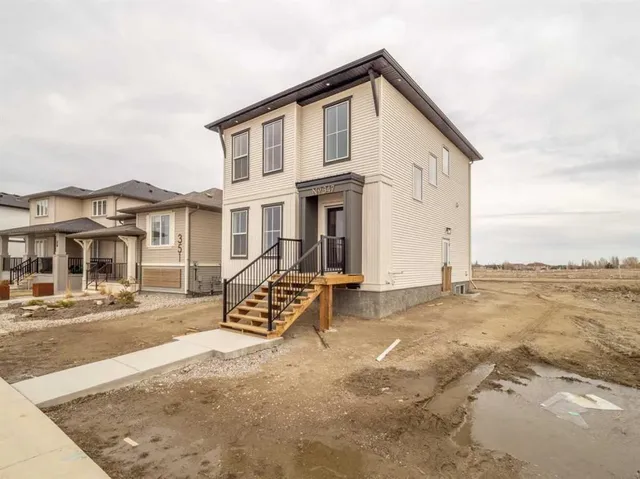 347 Aquitania Blvd, Lethbridge 4