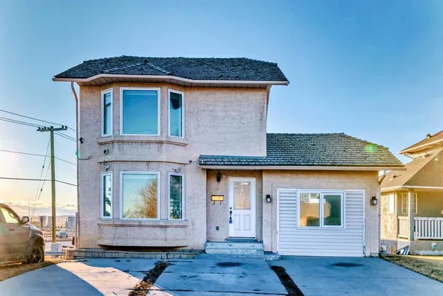 186 Martinglen Way, Calgary 2