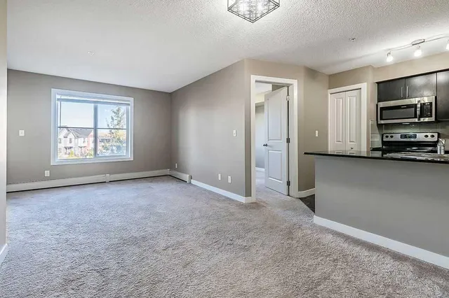 81 Legacy Blvd #1310, Calgary 3