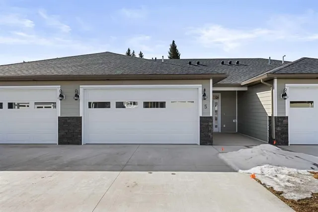 610 4 Ave #5, Sundre 3