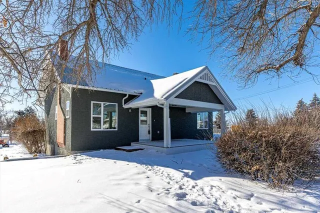 419 Main St, Trochu 3