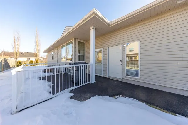 2115 52B Ave #1, Lloydminster 3