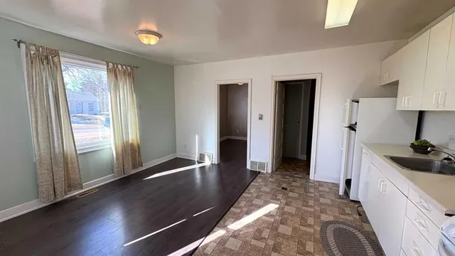 1206 6 Ave, Wainwright 4
