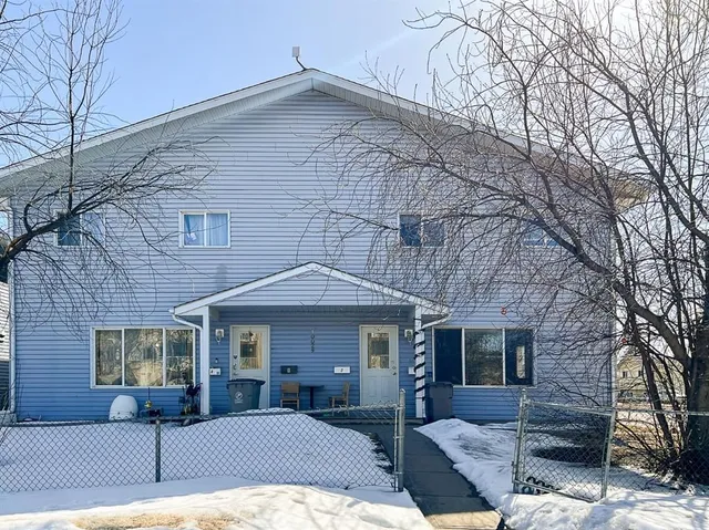 10029 105 Ave #C, Grande Prairie 2