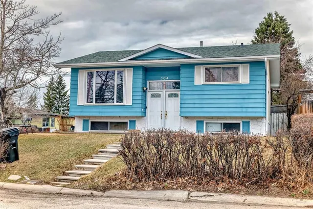 304 Sabrina Bay, Calgary 4