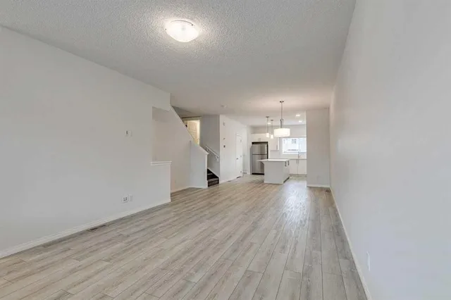 147 Creekview Gdns, Calgary 4