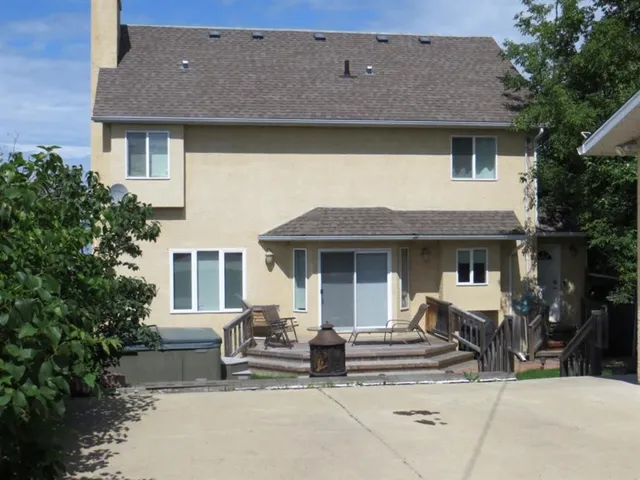 10407 Churchill Dr, Lac La Biche 3