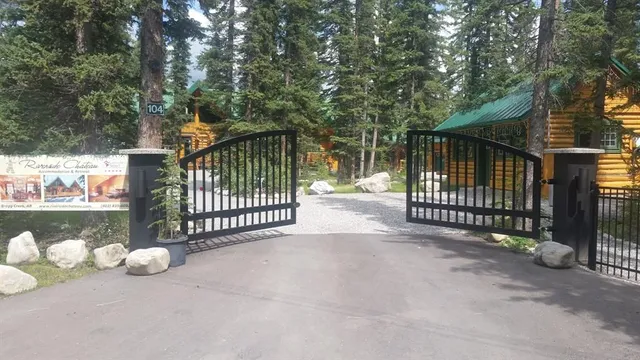 104 White Ave, Bragg Creek 3
