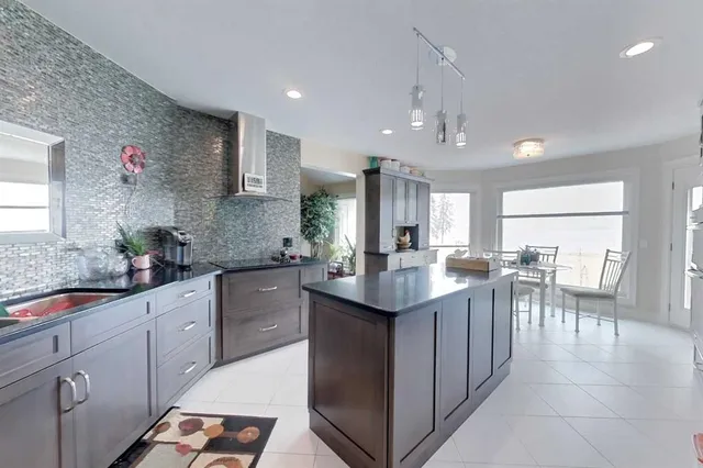30 Executive Estates, Canyon Creek 3