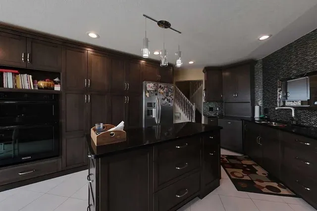 30 Executive Estates, Canyon Creek 5