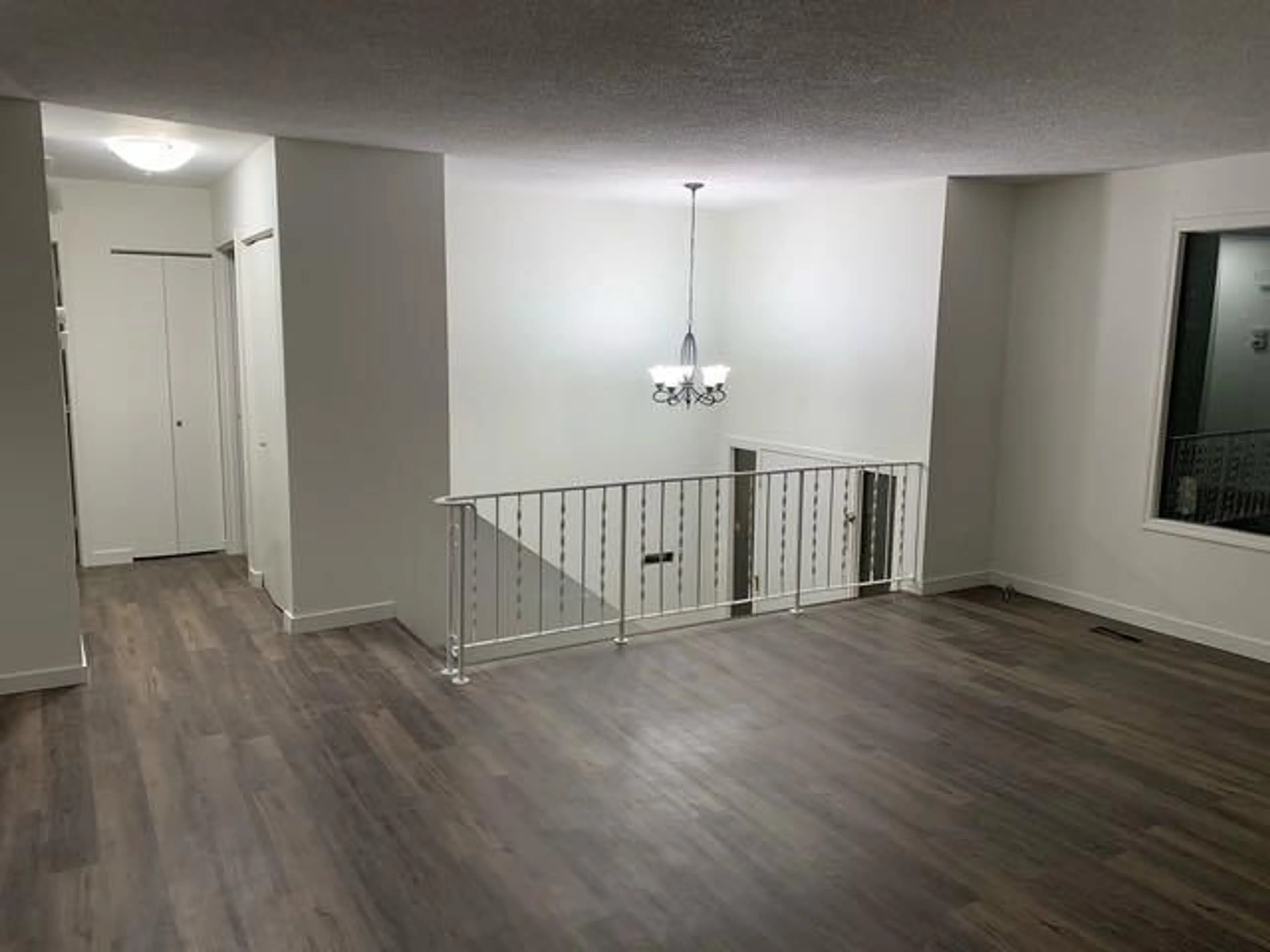 pillar/IMG-A2217713_4.jpg