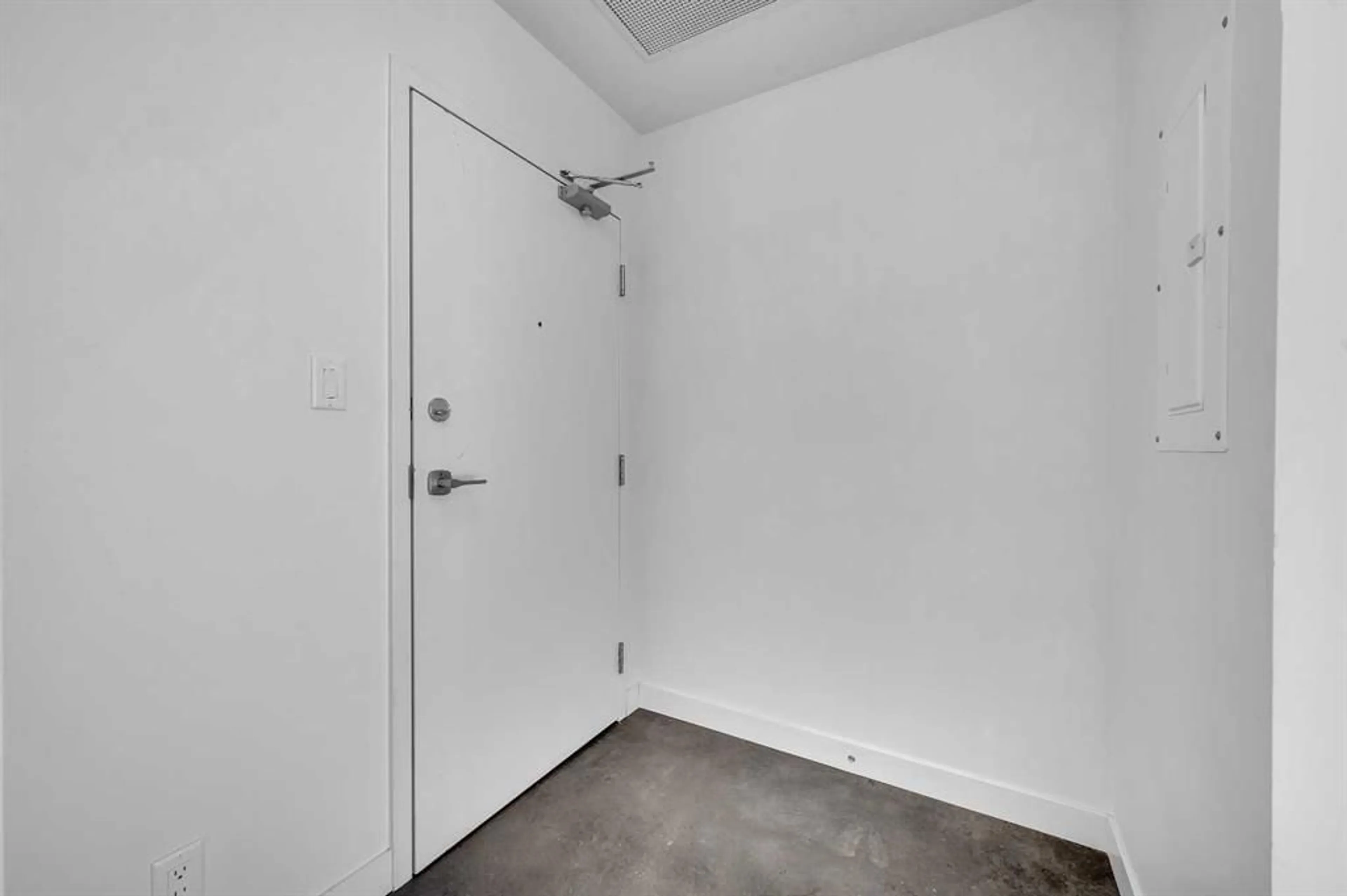 pillar/IMG-A2219062_5.jpg