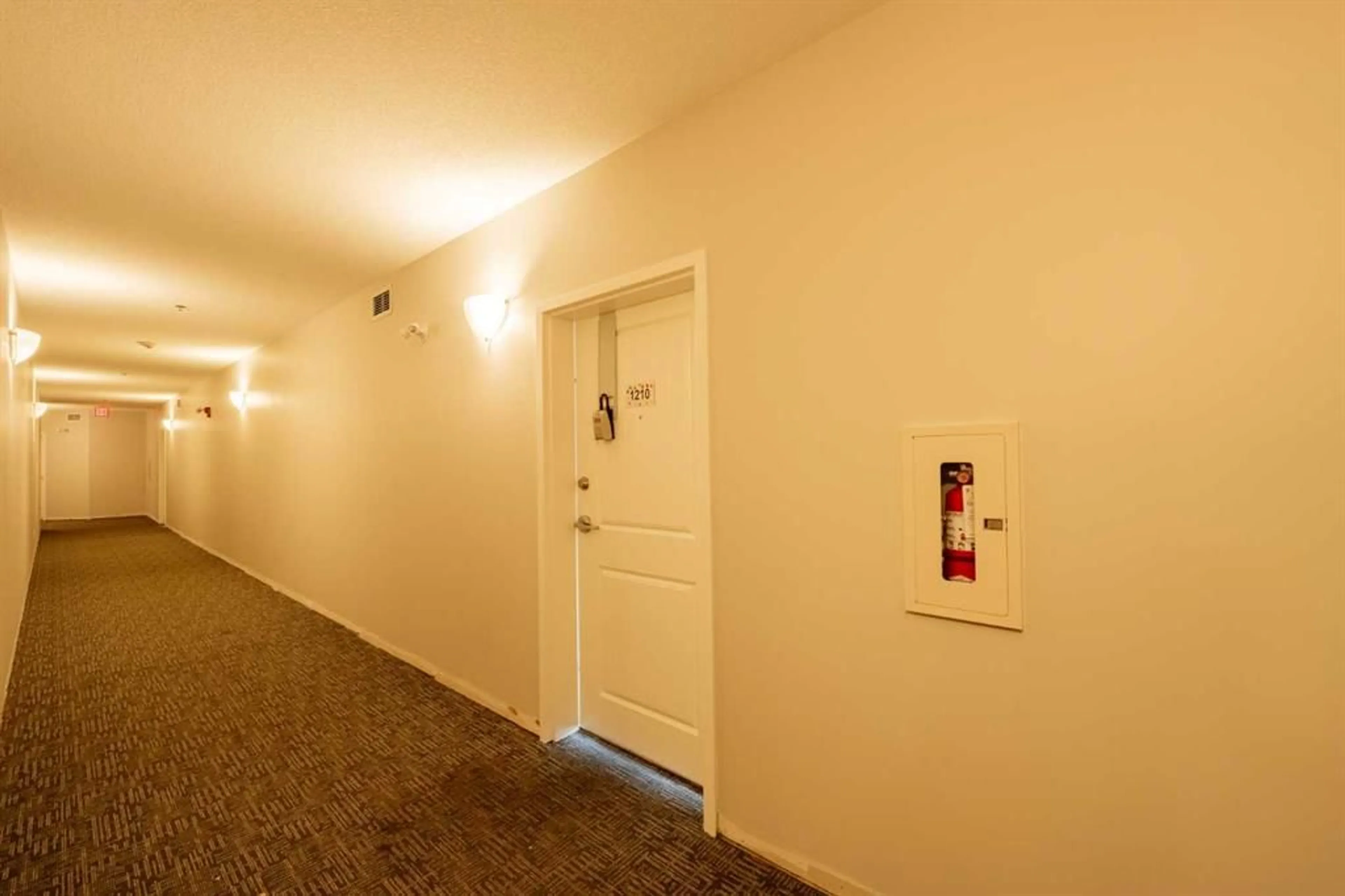 pillar/IMG-A2220574_4.jpg