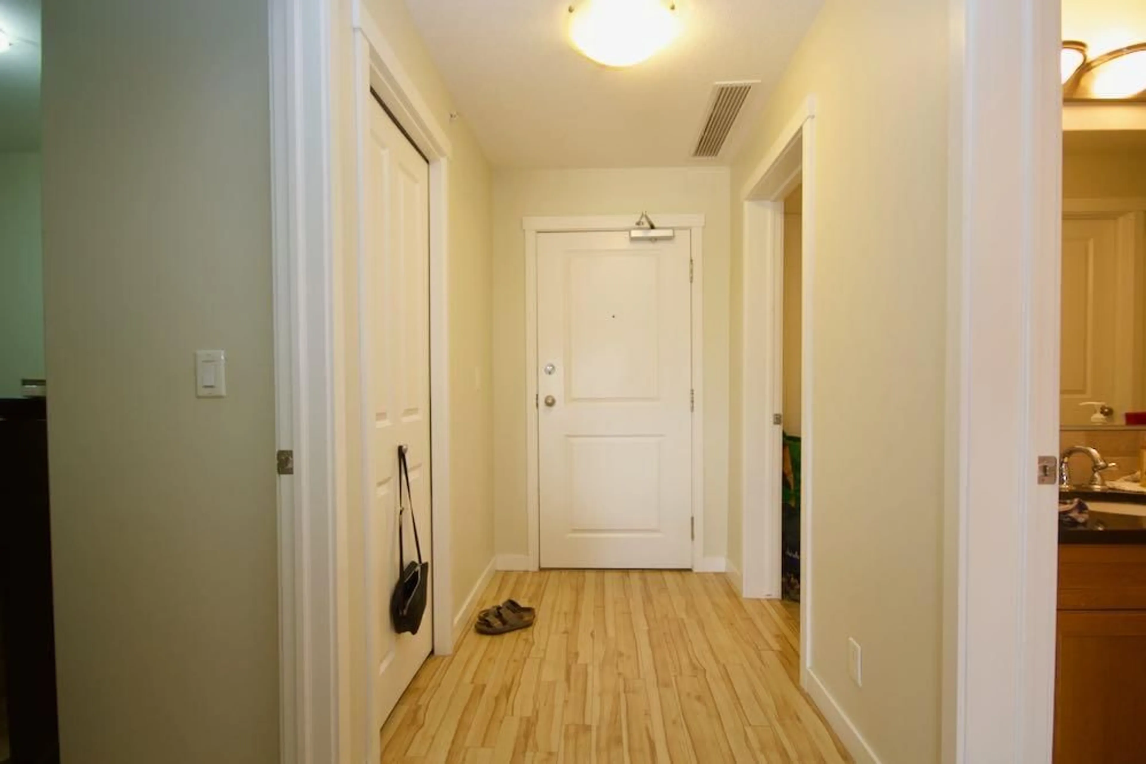 pillar/IMG-A2223530_4.jpg