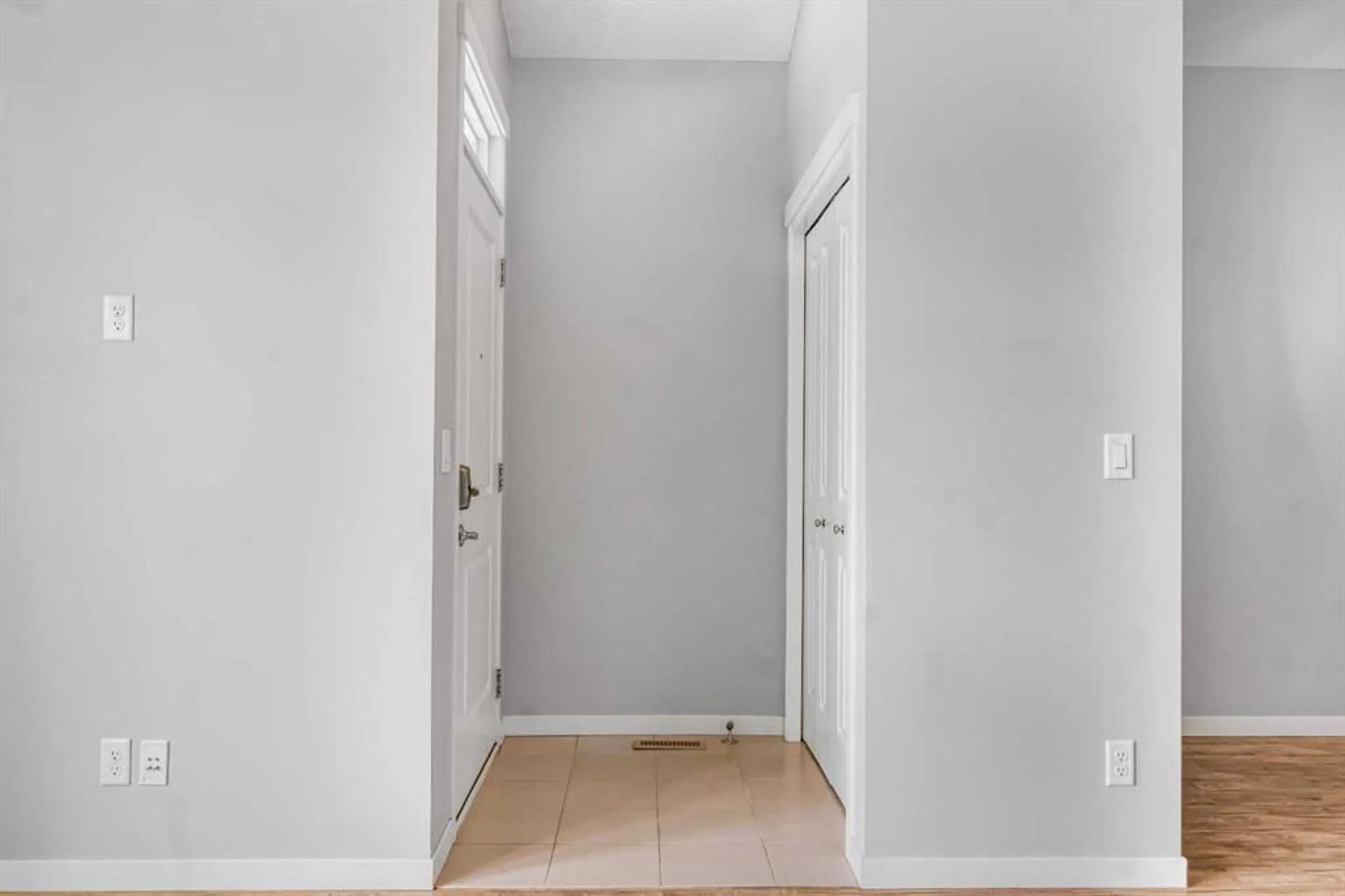 pillar/IMG-A2224053_3.jpg