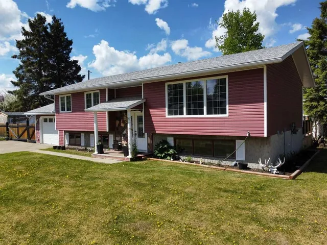 401 7 Ave, Fox Creek 3