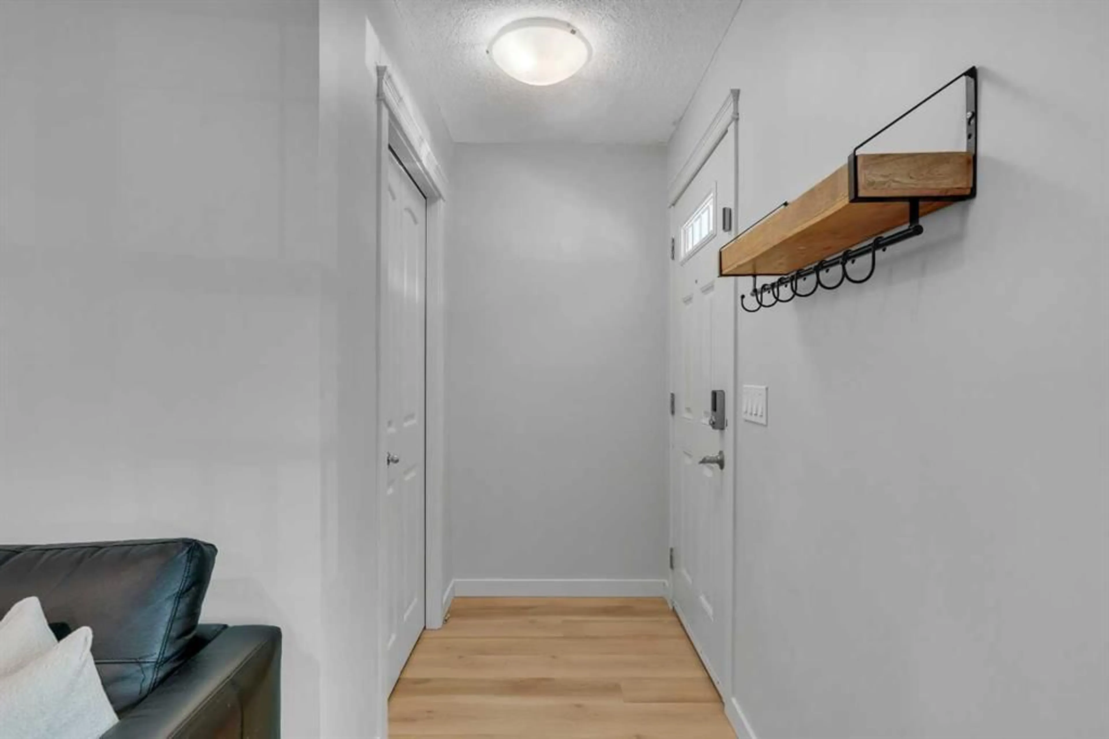 pillar/IMG-A2227820_3.jpg