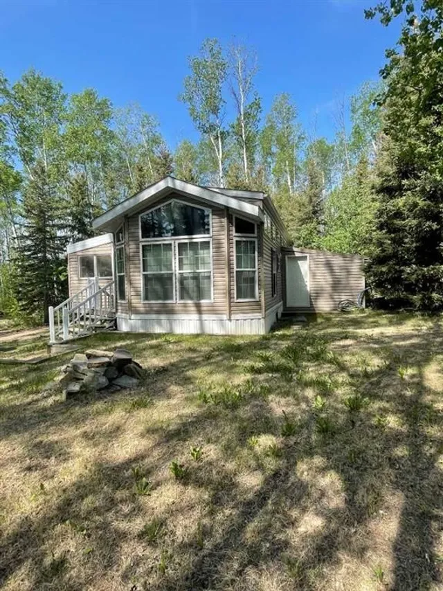 10 Tugate Dr, Rural Mackenzie County 2
