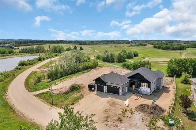 305 Wolf Run Dr, Rural Ponoka County