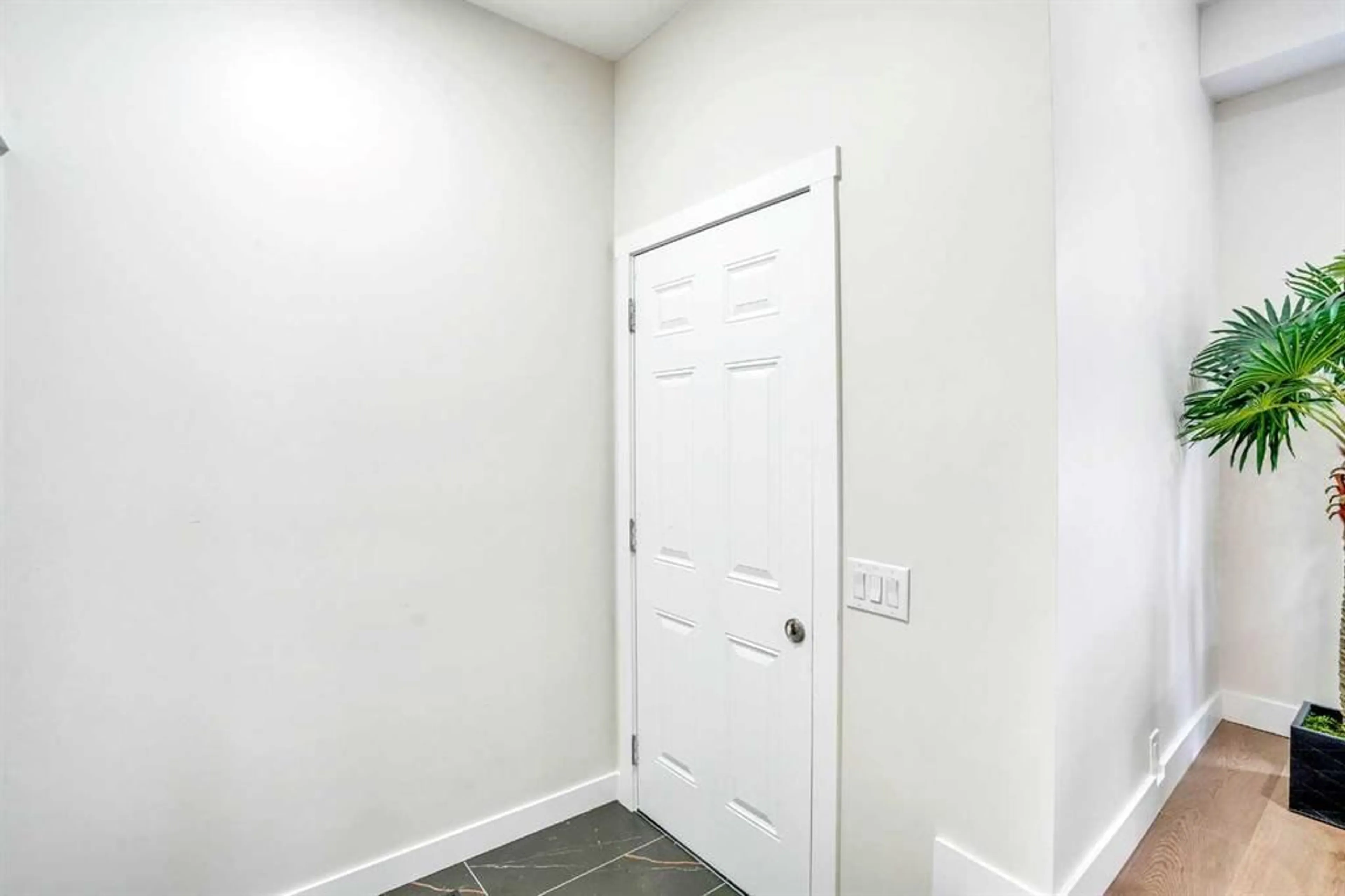 pillar/IMG-A2231230_4.jpg