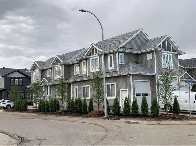 102 Aspenhill Dr, Fort McMurray 2