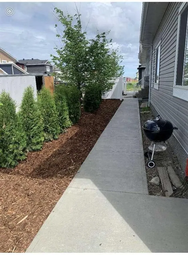 102 Aspenhill Dr, Fort McMurray 3