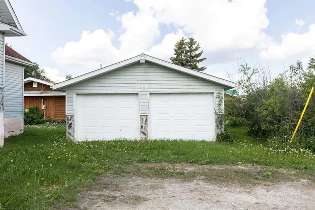 2584 Auger Rd, Wabasca 5