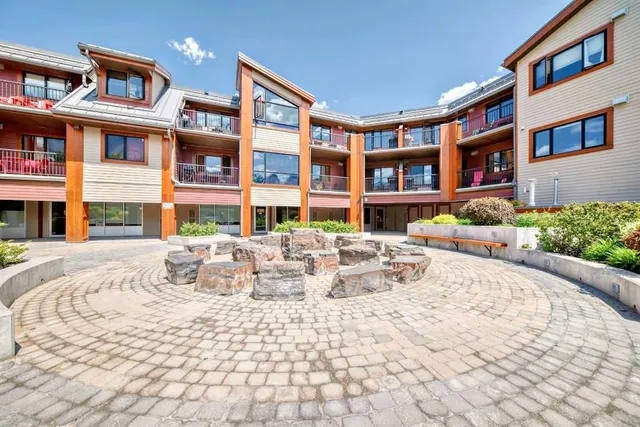 1002 8th Ave #311, Canmore 3
