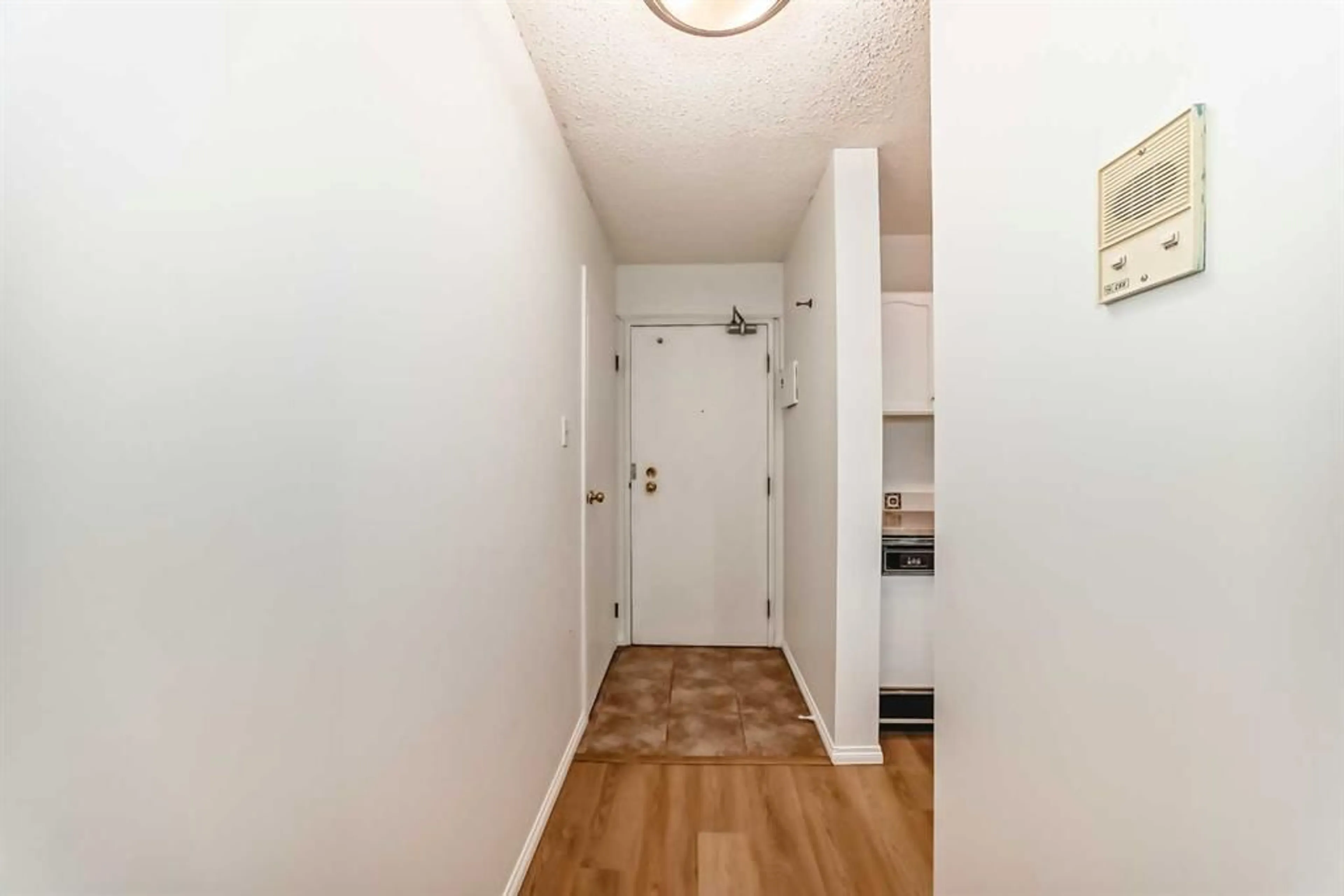 pillar/IMG-A2235438_3.jpg