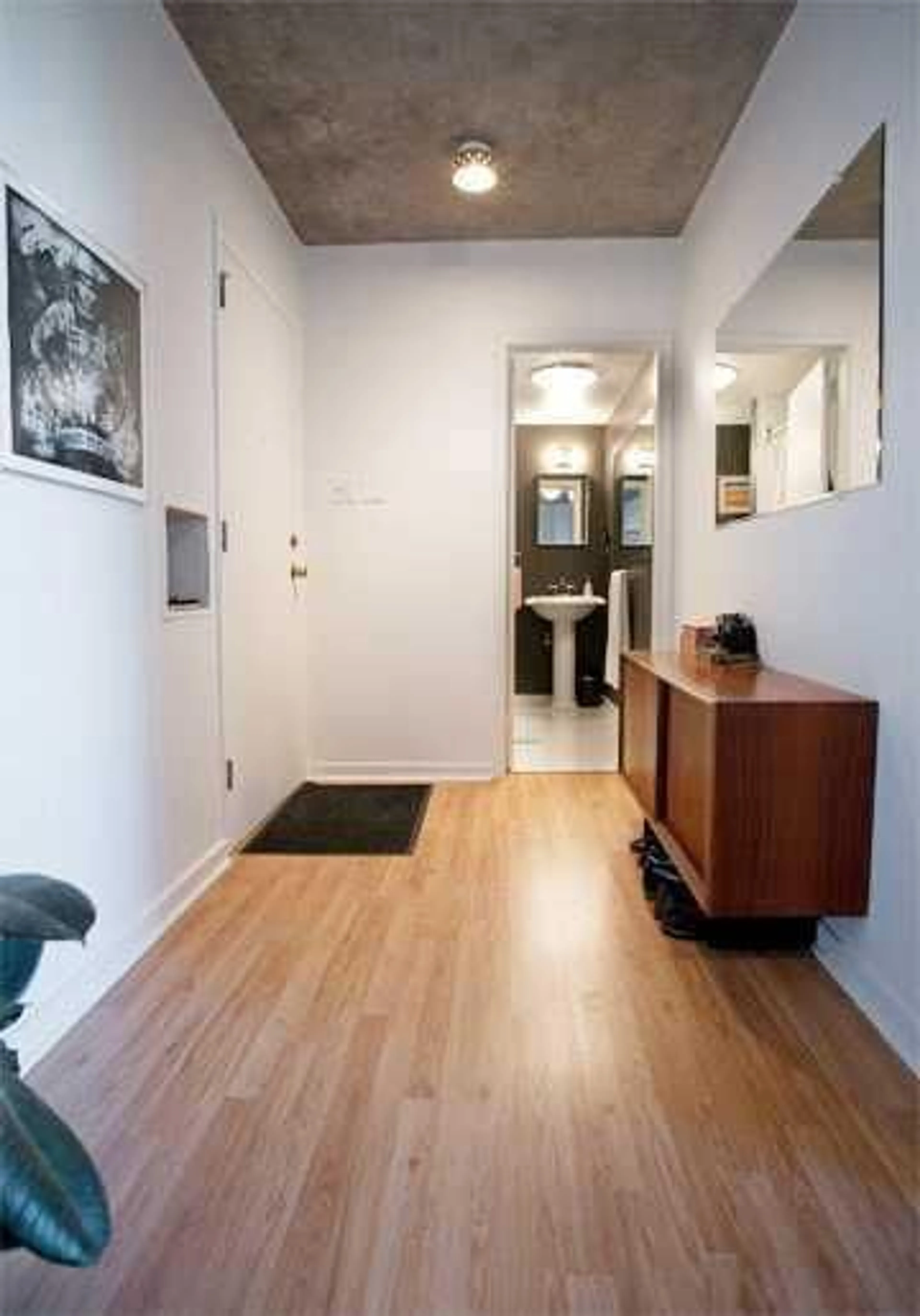 pillar/IMG-A2236801_3.jpg