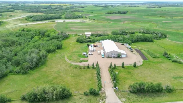 40446 HWY 56, Rural Stettler No. 6, County of 3