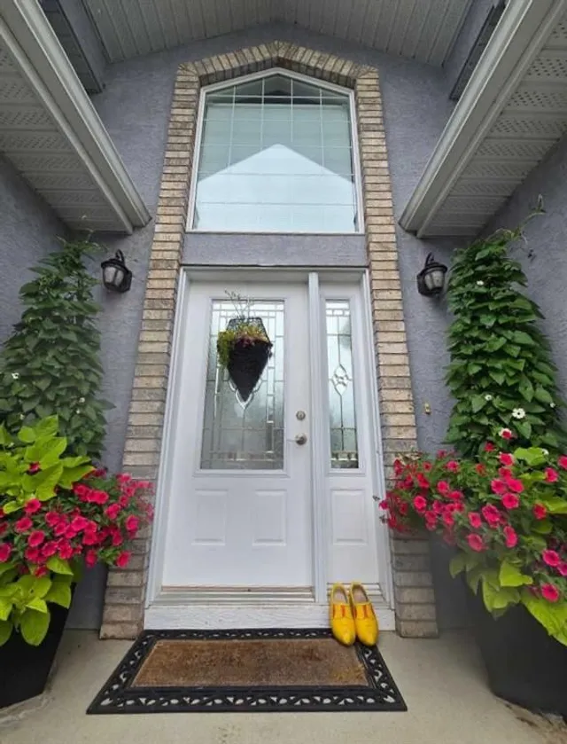 79 Park Pl, Brooks 4