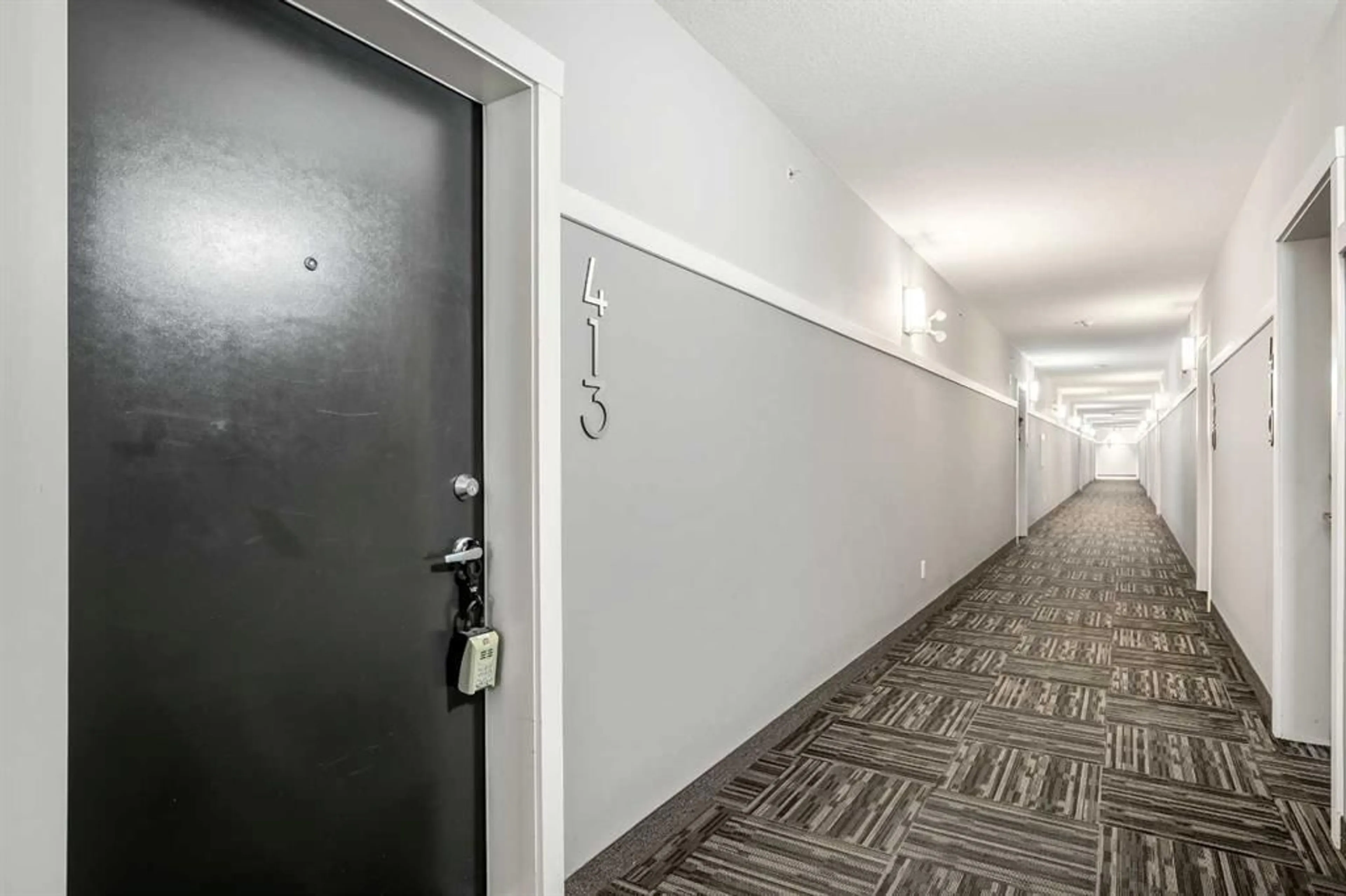 pillar/IMG-A2239332_3.jpg