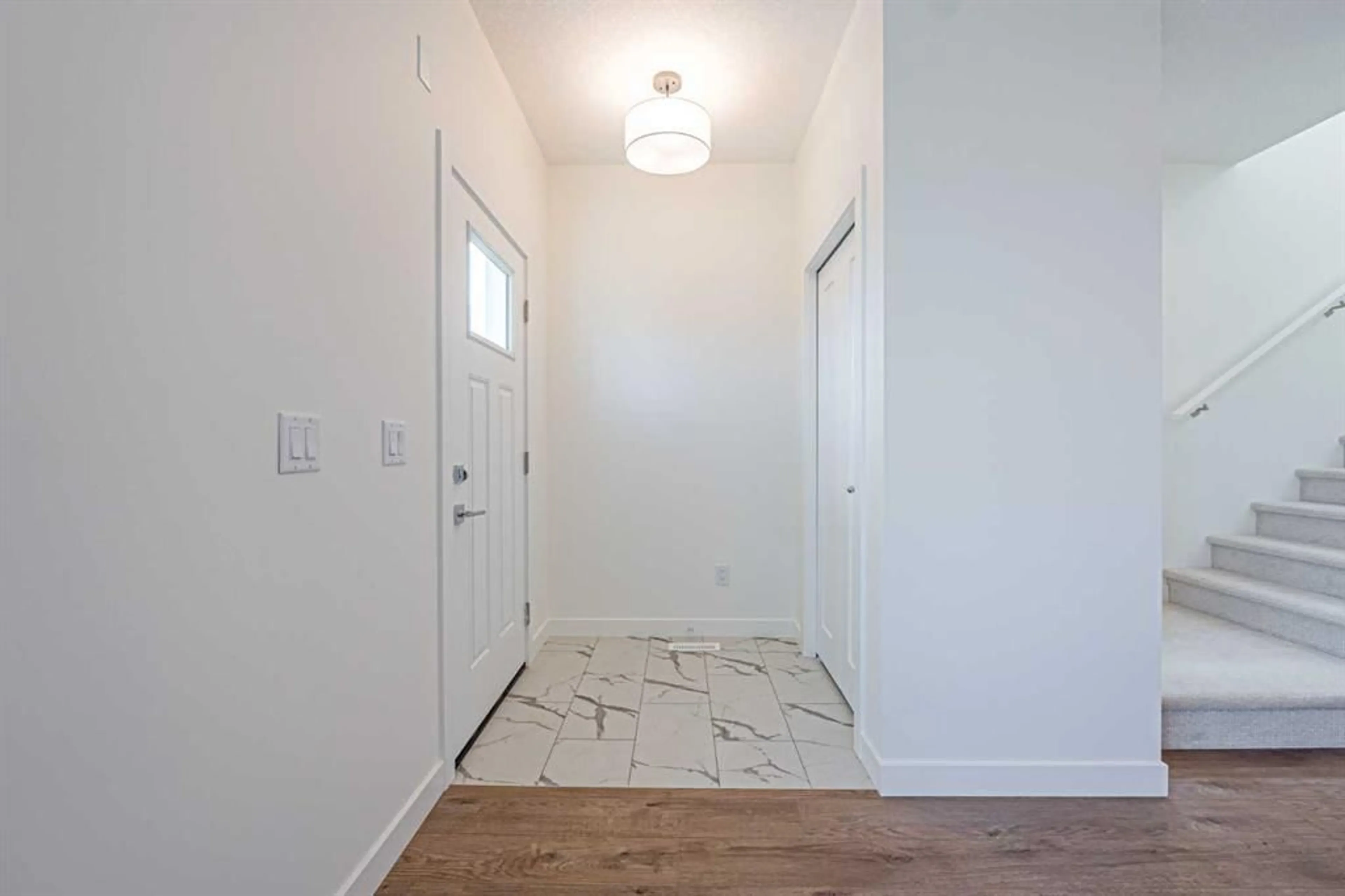 pillar/IMG-A2239895_3.jpg