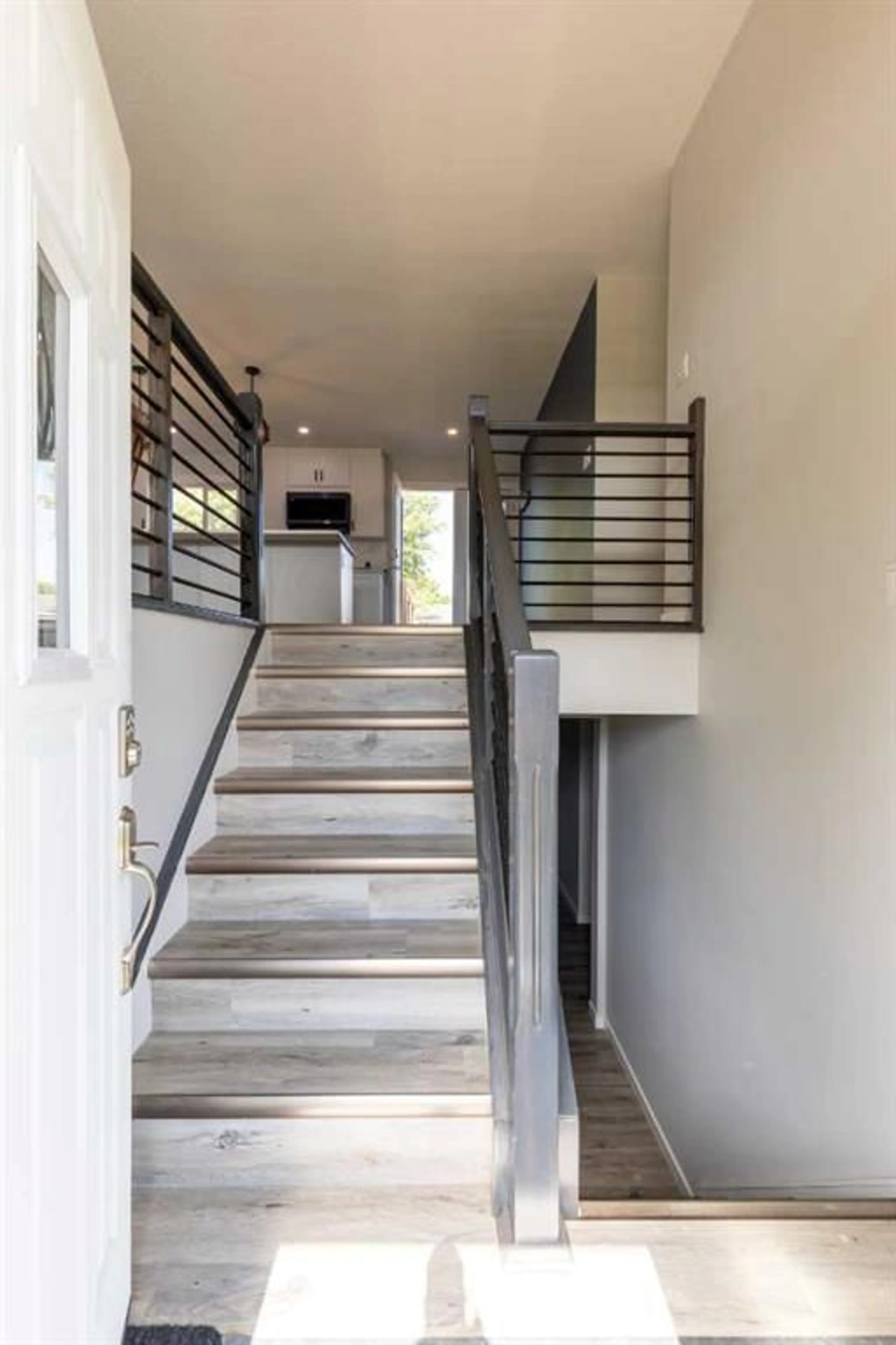pillar/IMG-A2243803_5.jpg