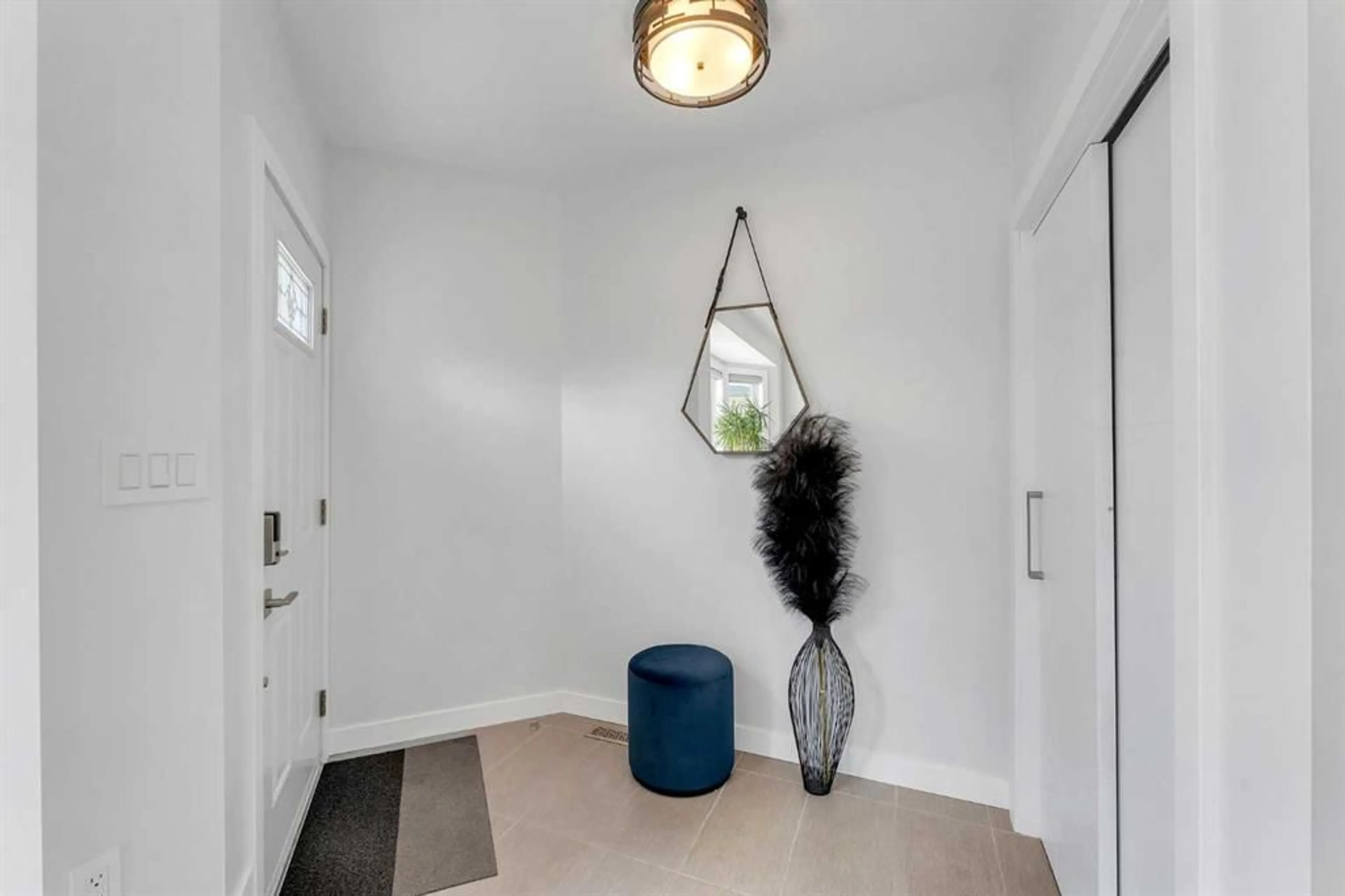 pillar/IMG-A2245180_3.jpg