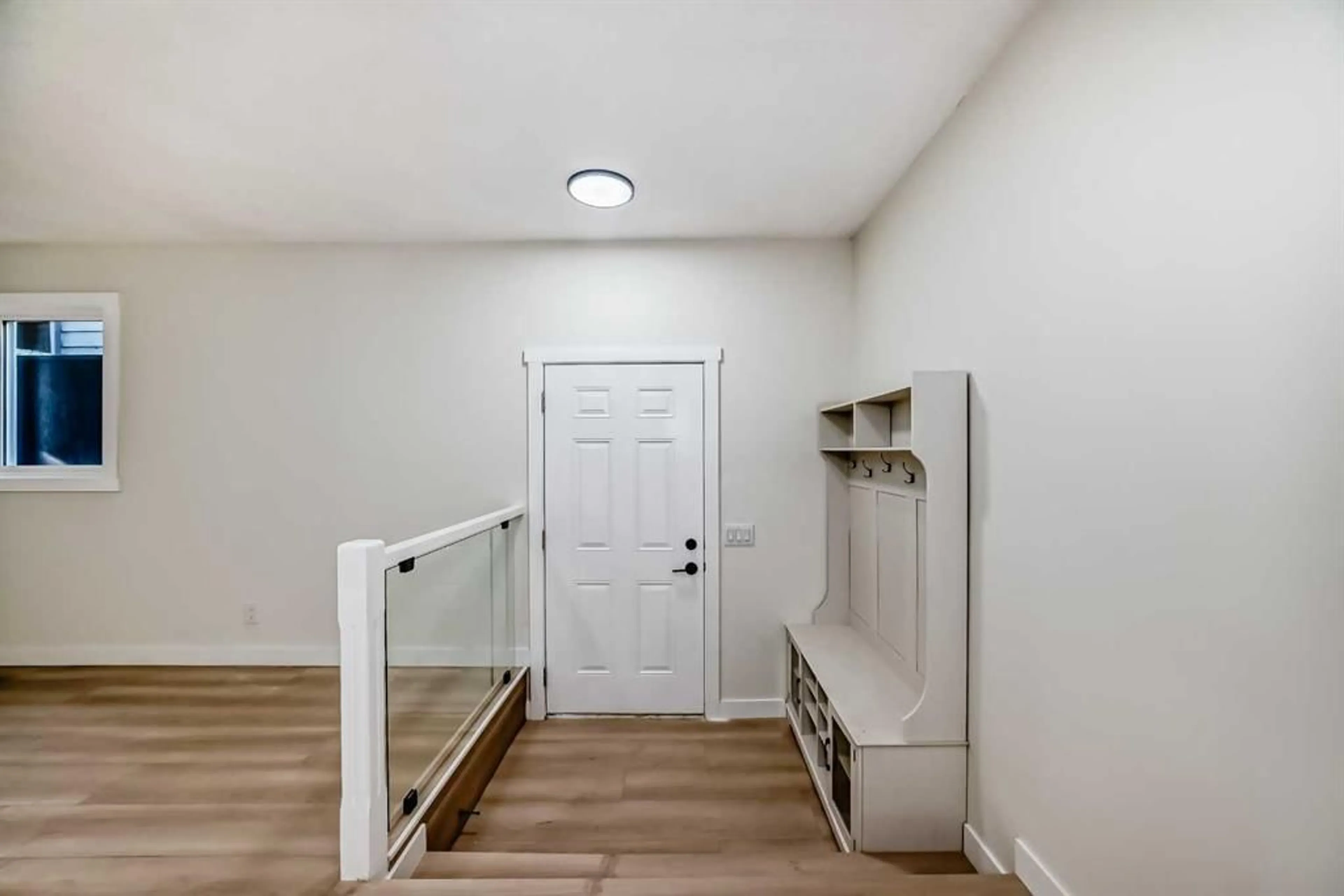 pillar/IMG-A2247455_4.jpg